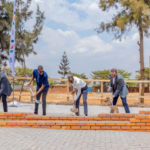 Perezida  Kagame,  yashyize ibuye ry’ifatizo ahazubakwa “Zaria Court Kigali”